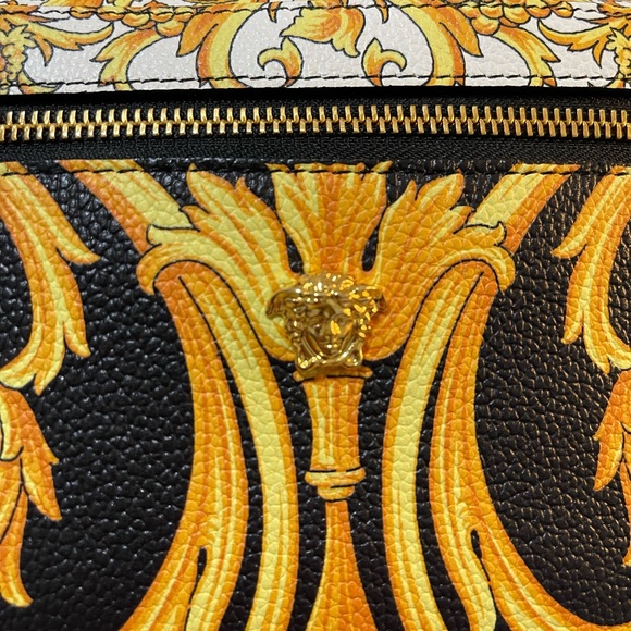 Mens Versace Barocco Belt Bag - Picture 2 of 6